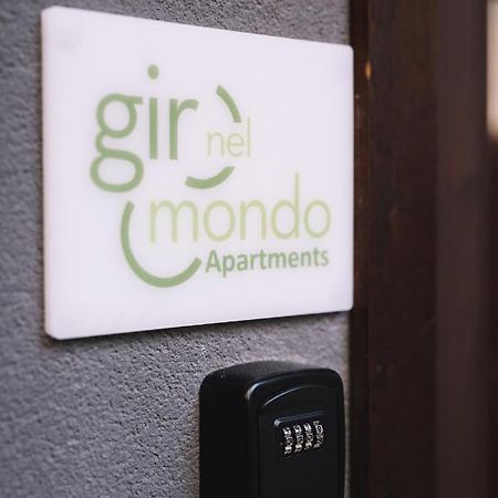 Giro Nel Mondo Apartments Katanya Dış mekan fotoğraf