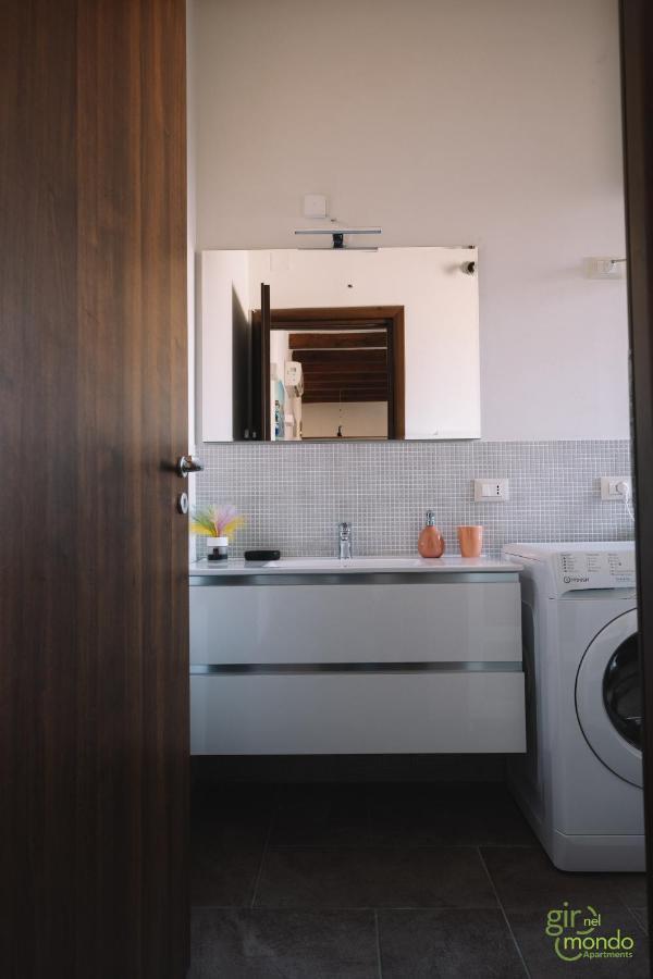 Giro Nel Mondo Apartments Katanya Dış mekan fotoğraf