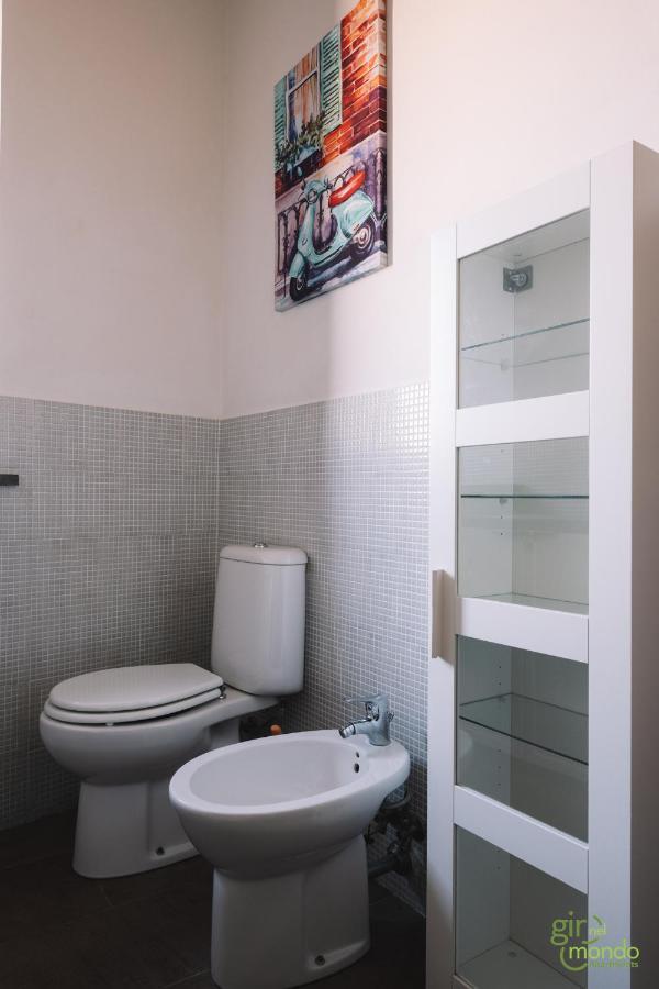 Giro Nel Mondo Apartments Katanya Dış mekan fotoğraf