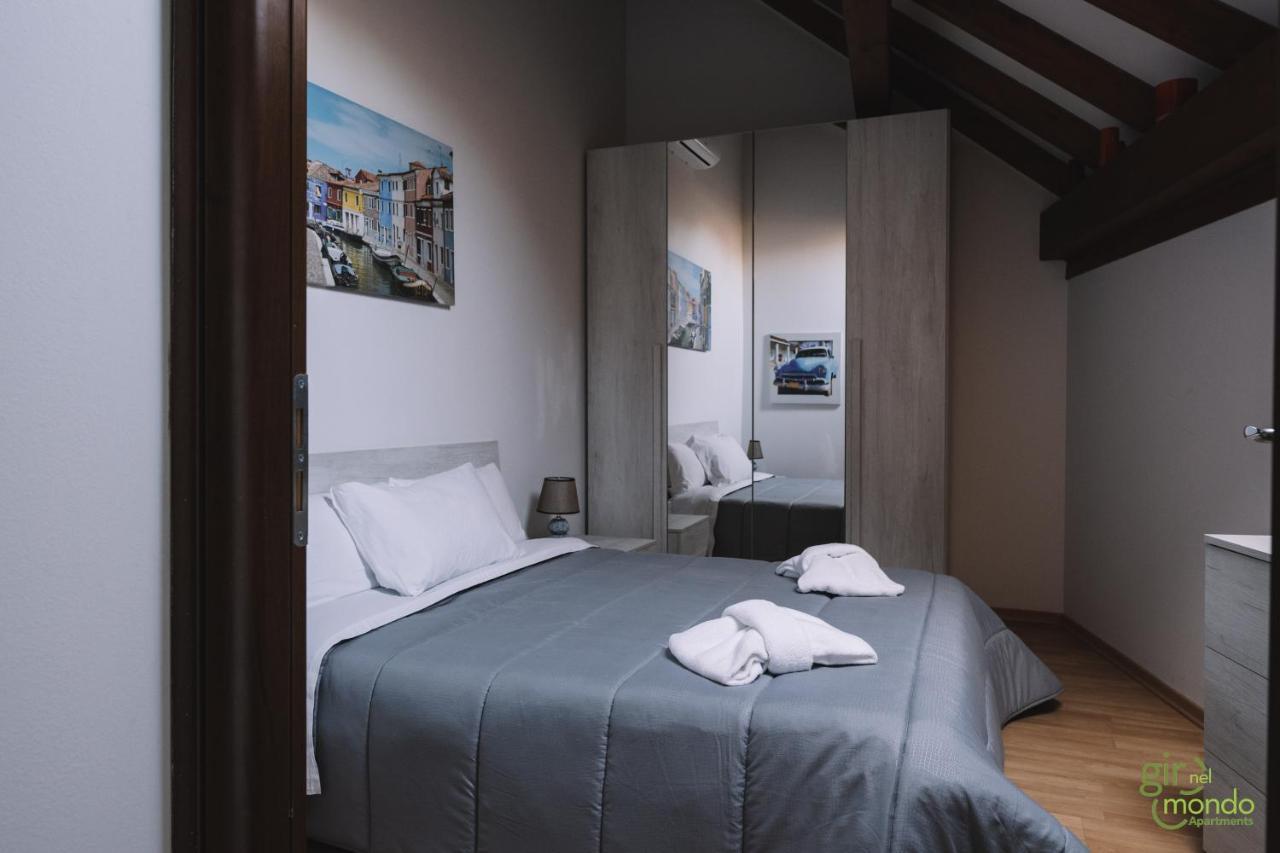 Giro Nel Mondo Apartments Katanya Dış mekan fotoğraf