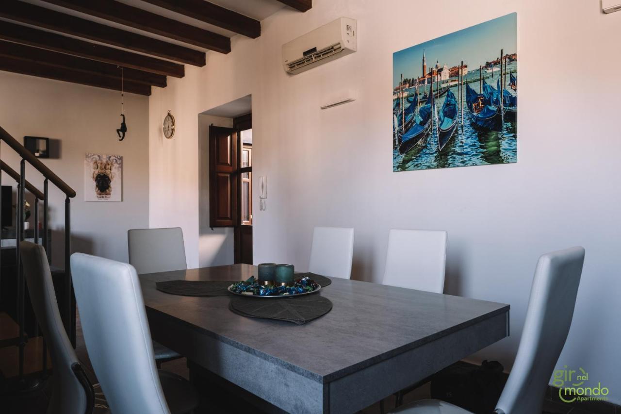Giro Nel Mondo Apartments Katanya Dış mekan fotoğraf